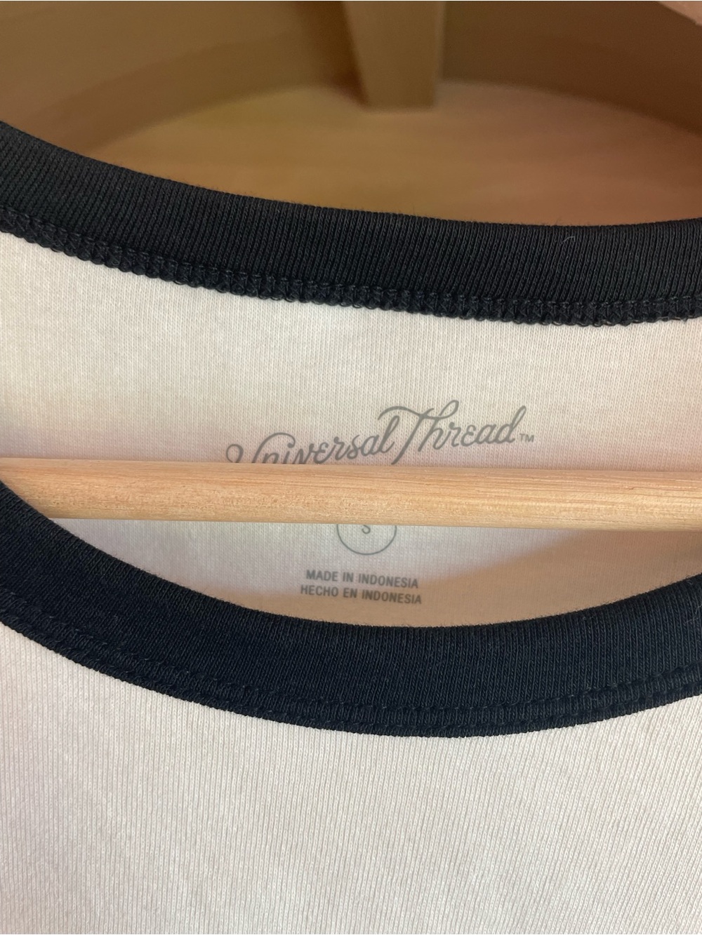 Universal Thread Ringer Tee Bundle Size S - Picture 4 of 9
